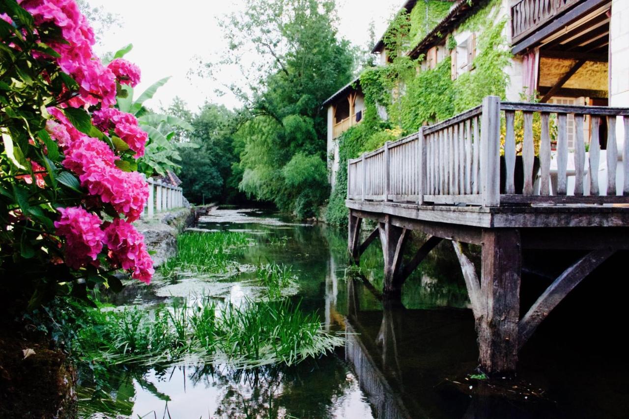 Le Moulin Du Roc Hotel Brantome Exterior photo